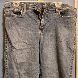 LEE CROP PANTS